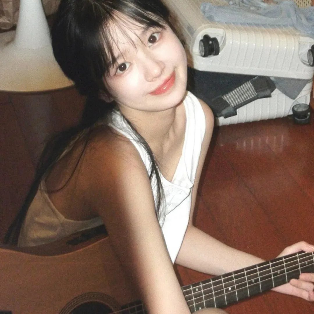 红色八爪女